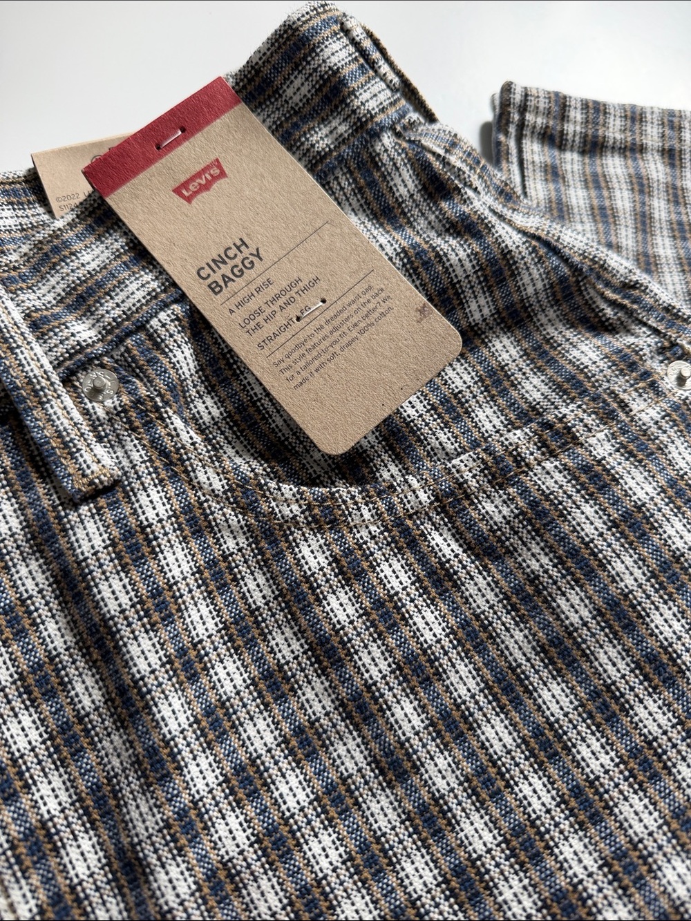 Levi's Cinch Baggy Jeans in White, Blue, Brown Plaid